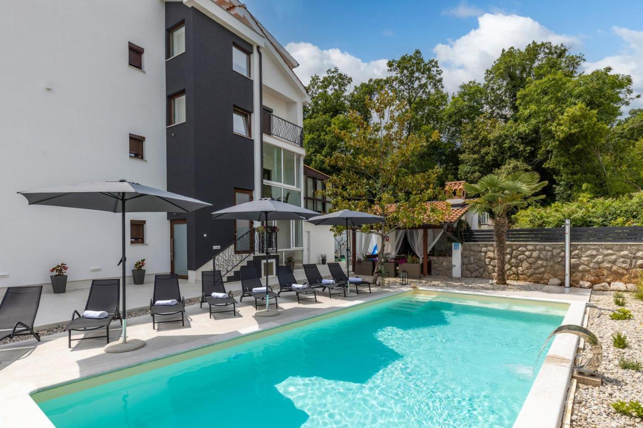 Piccola Villa Adriatic With A Swimming Pool, Grill, Children Playground Opatija Ičići Kültér fotó